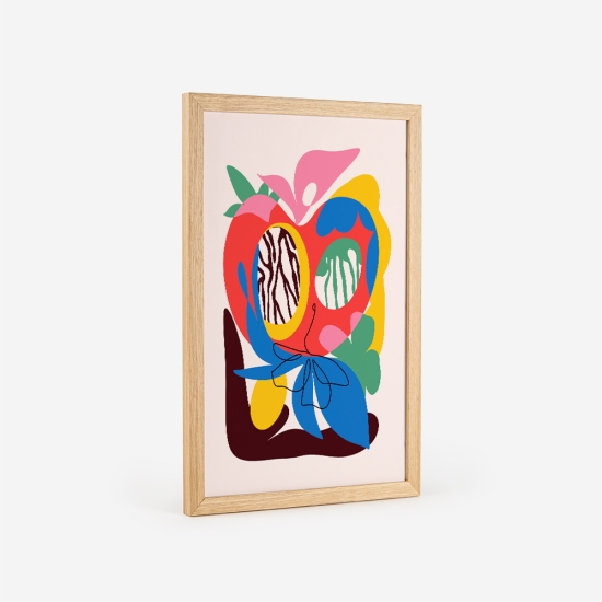 Poster abstrato e vibrante com formas orgânicas que remetem a folhas e uma maçã num design harmonioso. 3